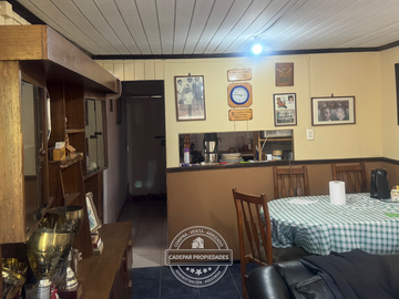 VENDE CASA EN LA COMUNA EL BOSQUE ESTACIONAMIENTO PARA 3 VEHICULOS