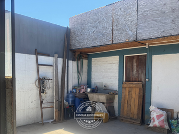 VENDE CASA EN LA COMUNA EL BOSQUE ESTACIONAMIENTO PARA 3 VEHICULOS