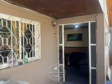 VENDE CASA EN LA COMUNA EL BOSQUE ESTACIONAMIENTO PARA 3 VEHICULOS