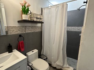 🏡 OPORTUNIDAD ÚNICA: ¡¡¡DEPARTAMENTO REMODELADO AL MEJOR PRECIO!!! EN MIRAFLORES 🏡