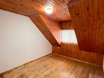 Se vende espectacular casa ubicada en sector sur poniente en Talca, Villa San Agustín