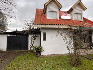 Se vende espectacular casa ubicada en sector sur poniente en Talca, Villa San Agustín