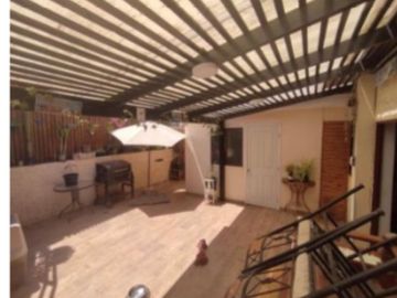 ¡¡Excelente Oportunidad!! Hermosa casa de dos pisos en Villa Las Tejas,9.800 UF, Coviefi, en la ciudad de Antofagasta