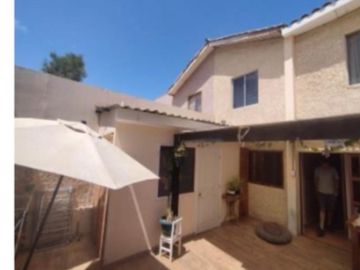 ¡¡Excelente Oportunidad!! Hermosa casa de dos pisos en Villa Las Tejas,9.800 UF, Coviefi, en la ciudad de Antofagasta