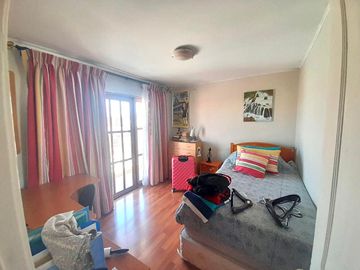 ¡¡Excelente Oportunidad!! Hermosa casa de dos pisos en Villa Las Tejas,9.800 UF, Coviefi, en la ciudad de Antofagasta