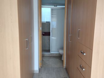 Venta dpto. Hares sobre Ejercito Nacional, cerca de Polanco
