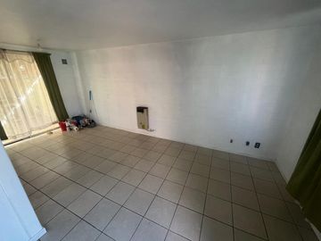 Casa en Microbarrio Cerrado en Villa Lomas de Maipú.