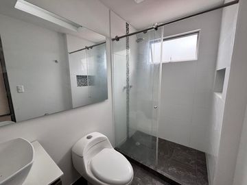 Se vende hermosa casa en conjunto cerrado La Florida