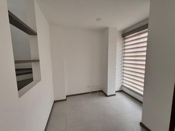 Se vende hermosa casa en conjunto cerrado La Florida