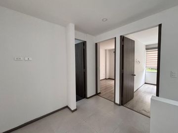 Se vende hermosa casa en conjunto cerrado La Florida