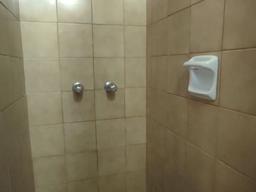 ALQUILER DE LINDO Y AMPLIO DEPARTAMENTO DE 4 DORMITORIOS