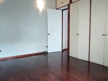 ALQUILER DE LINDO Y AMPLIO DEPARTAMENTO DE 4 DORMITORIOS