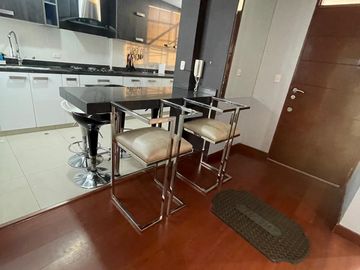 HERMOSO DEPARTAMENTO EN VENTA COMPLETAMENTE AMOBLADO EN CAYMA