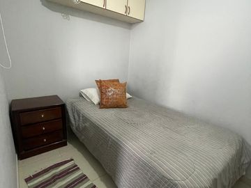 HERMOSO DEPARTAMENTO EN VENTA COMPLETAMENTE AMOBLADO EN CAYMA