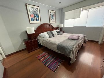 HERMOSO DEPARTAMENTO EN VENTA COMPLETAMENTE AMOBLADO EN CAYMA