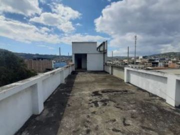 Venta de casa con local comercial - Jipijapa