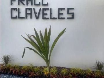 VENTA DE CASA DE 1 NIVEL EN LA COL. EMPLEADO POSTAL