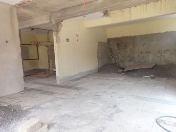 VENDO EDIFICIO EN ZONA CENTRO EN REMODELACION