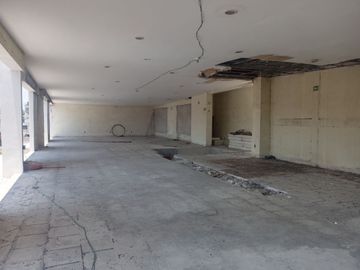 VENDO EDIFICIO EN ZONA CENTRO EN REMODELACION