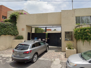REMATO CASA EN AV. TOLUCA 811, SANTA FE, ÁLVZRO OBREGÓN, CDMX