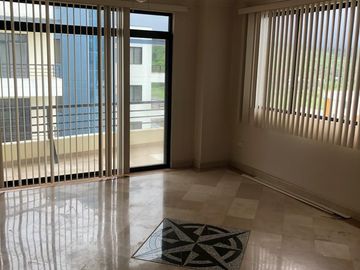 Venta departamento, sector Huertos Familiares - Tonsupa