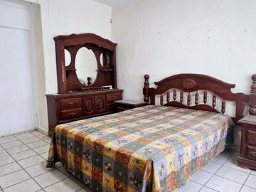 Casa de 4 Recámaras con Amplios Patios y Doble Acceso – Lista para Habita