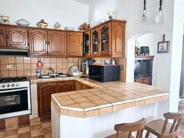 Casa de 4 Recámaras con Amplios Patios y Doble Acceso – Lista para Habita