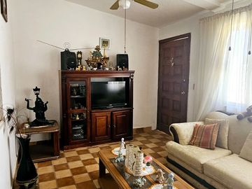 Casa de 4 Recámaras con Amplios Patios y Doble Acceso – Lista para Habita