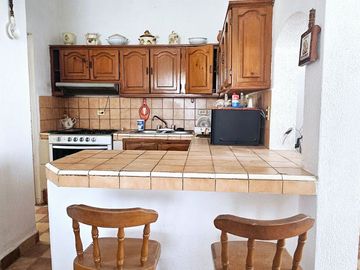 Casa de 4 Recámaras con Amplios Patios y Doble Acceso – Lista para Habita