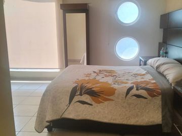 VENTA DE CASA DE 2 NIVELES EN FRACC. SITIO DEL SOL