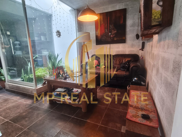 CASA EN REMATE EN LAS BRISAS