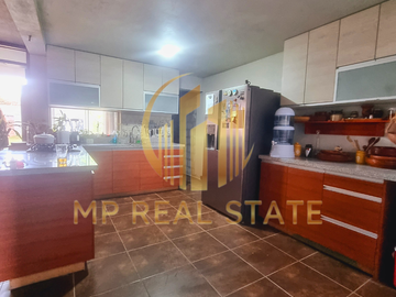 CASA EN REMATE EN LAS BRISAS