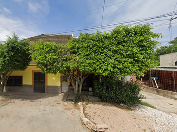 Sk09 Remate Bancario Casa En Tulipán 967, Paseo De Las Flores, Ocozocoautla De Espinosa