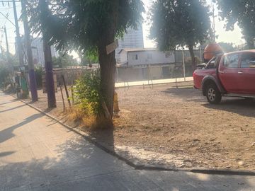 DEPARTAMENTO SEGUNDO PISO -VILLA LOS PROFESORES- METRO ECUADOR-ZONA RESIDENCIAL.