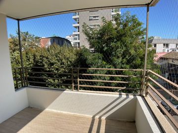 Departamento casi nuevo