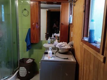 CASA DE 2 PISOS EN  VILLA ENTRE RIOS, PUCON