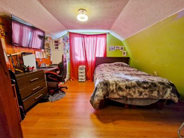 CASA DE 2 PISOS EN  VILLA ENTRE RIOS, PUCON