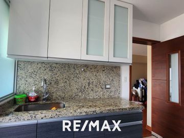 Se Alquila Departamento 71m2., 2 hab. 2 baños, Urb. Barrio Médico Surquillo