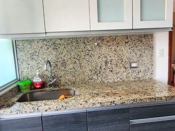 Se Alquila Departamento 71m2., 2 hab. 2 baños, Urb. Barrio Médico Surquillo