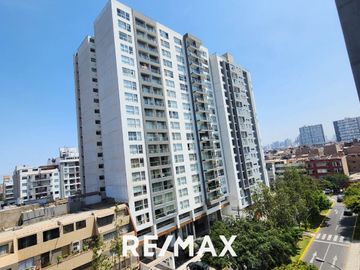 Se Alquila Departamento 71m2., 2 hab. 2 baños, Urb. Barrio Médico Surquillo