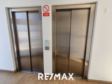 Se Alquila Departamento 71m2., 2 hab. 2 baños, Urb. Barrio Médico Surquillo