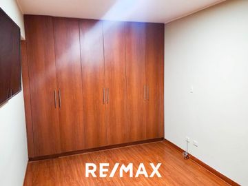 Se Alquila Departamento 71m2., 2 hab. 2 baños, Urb. Barrio Médico Surquillo