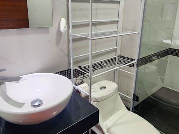 Se Alquila Departamento 71m2., 2 hab. 2 baños, Urb. Barrio Médico Surquillo