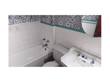 Casa en Venta, La Cisterna, Metro  3D, 2B, Jardin, Solida, Est., Colegios,  doc. al dia.