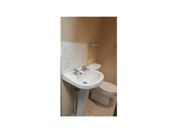 Casa en Venta, La Cisterna, Metro  3D, 2B, Jardin, Solida, Est., Colegios,  doc. al dia.