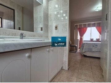 Se vende amplia casa en primera línea con vista al mar – Condominio Santa María del Mar, La Herradura, Coquimbo.