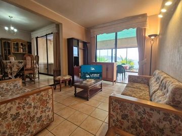 Se vende amplia casa en primera línea con vista al mar – Condominio Santa María del Mar, La Herradura, Coquimbo.