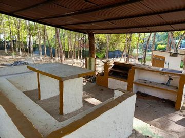 EN VENTA, HOTEL ECOTURISTICO RENTANDO - SE ACEPTAN PERMUTAS