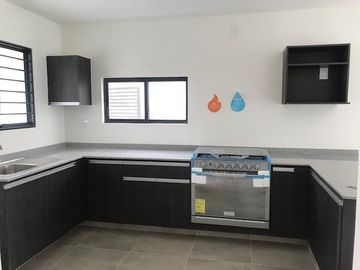 LINDA CASA EN ADAMAR RESIDENCIAL