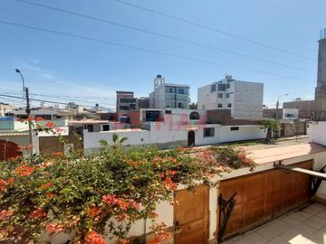 Casa En Huanchaco - Las Palmeras - 201 At 260 Ac 3 Cuadras De La Playa